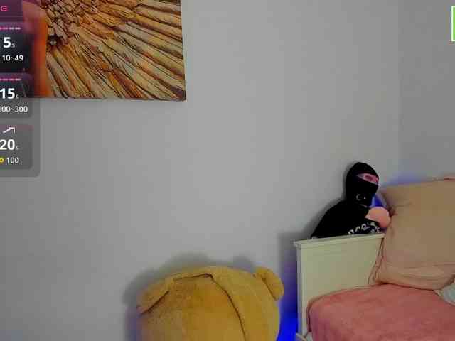 DaisyAbby03 webcam