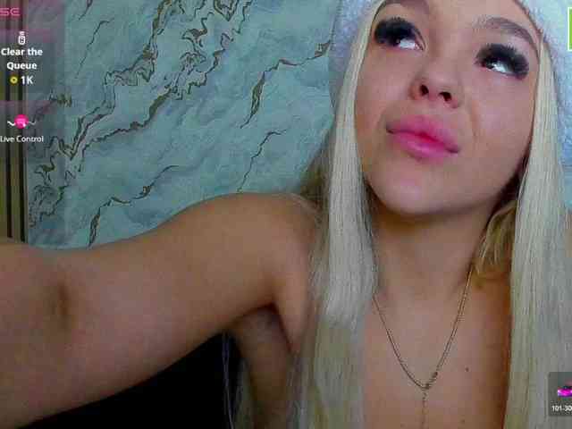 DaisyAbby03 Live Webcam on BongaCams
