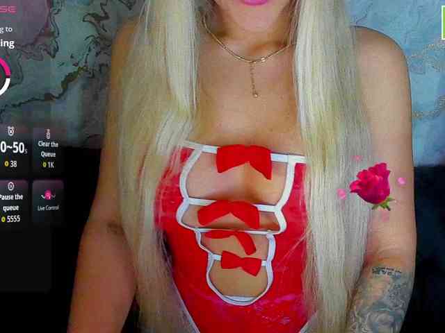 DaisyAbby03 webcam