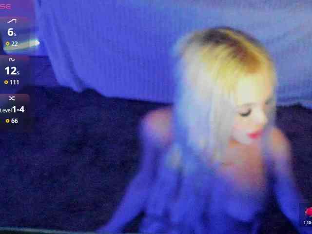 DaisyAbby03 webcam