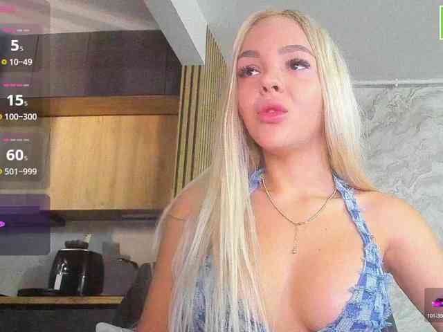 DaisyAbby03 webcam