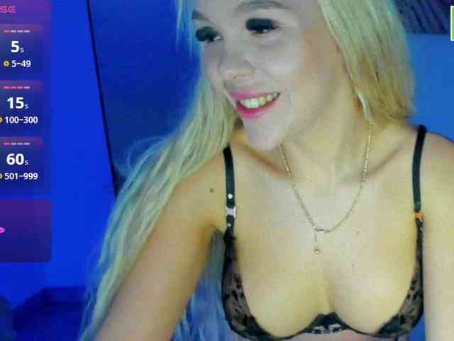 DaisyAbby03 webcam