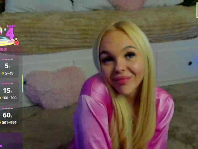 DaisyAbby03 webcam