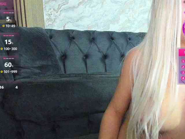 DaisyAbby03 webcam