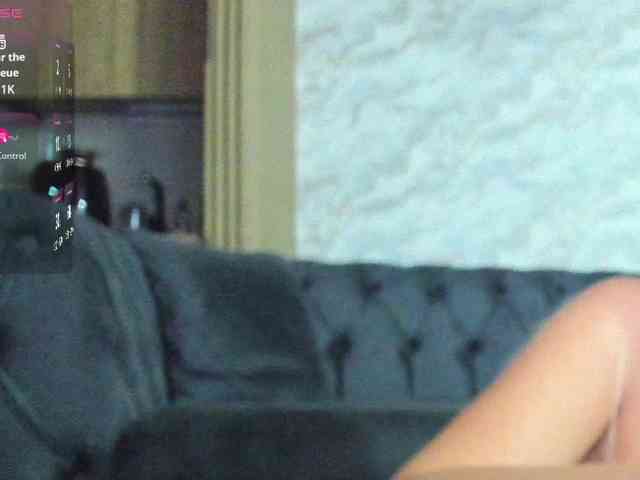 DaisyAbby03 webcam