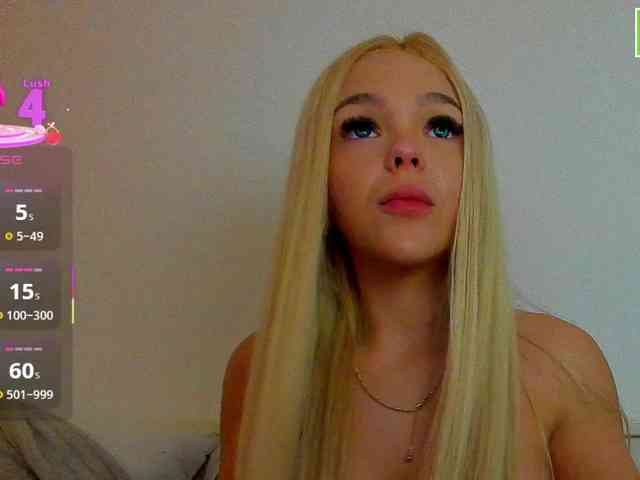 DaisyAbby03 webcam