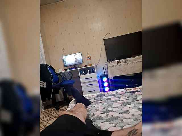 Tavshan13 Live Webcam on BongaCams