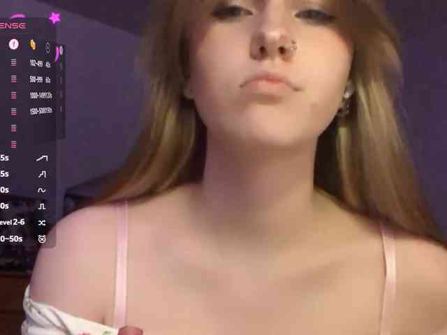 CandyJoly webcam