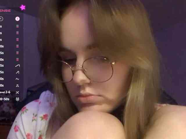 CandyJoly webcam