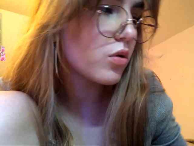CandyJoly webcam