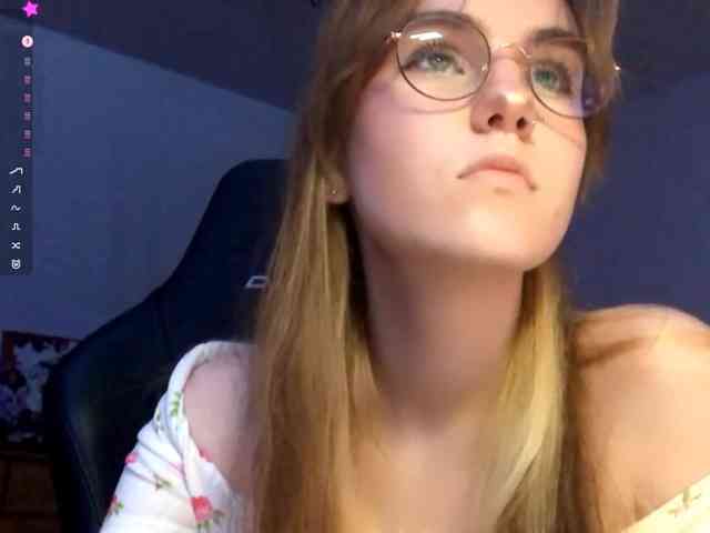CandyJoly webcam