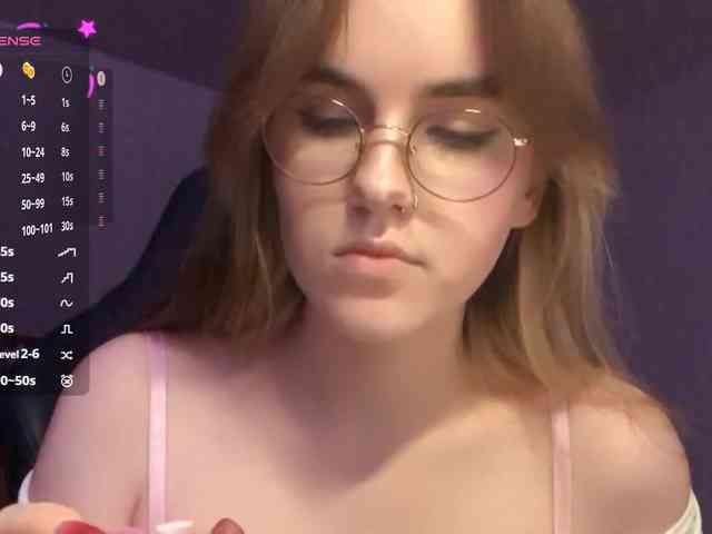 CandyJoly webcam