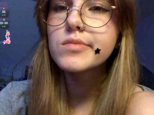 CandyJoly webcam