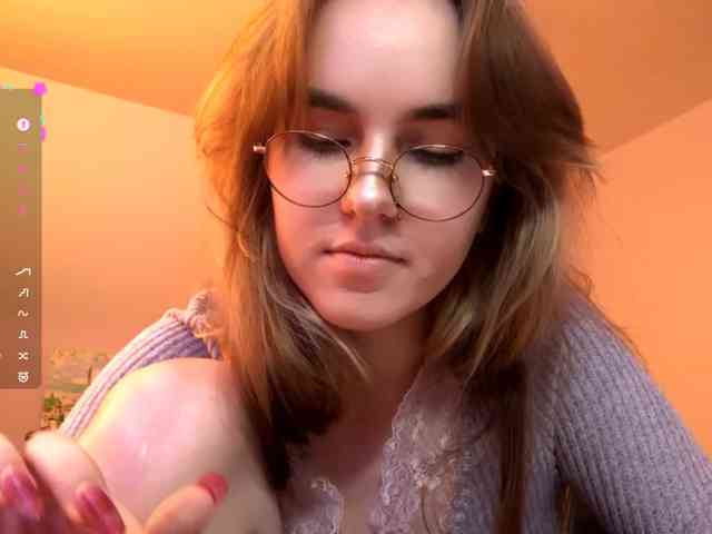 CandyJoly webcam