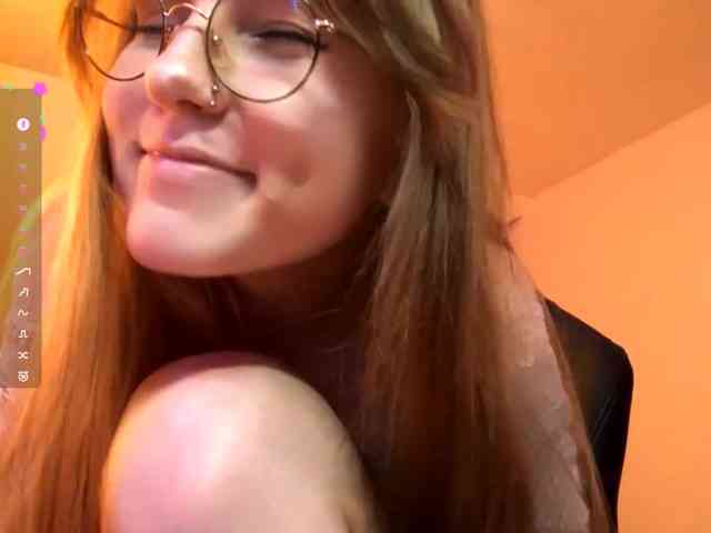 CandyJoly webcam