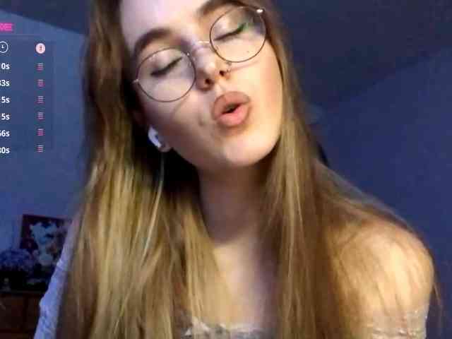 CandyJoly webcam