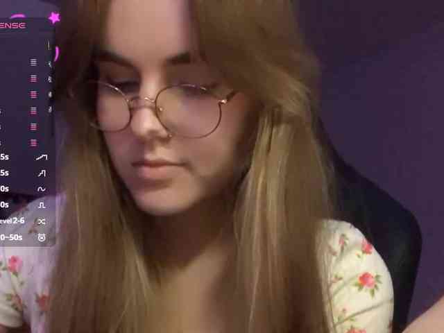 CandyJoly webcam