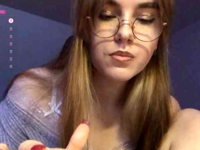 CandyJoly webcam