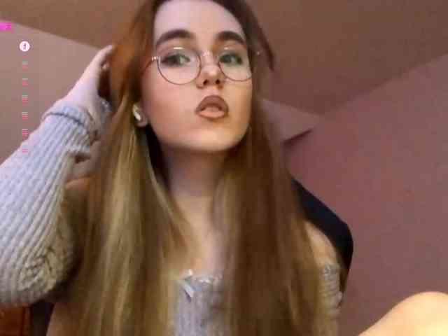 CandyJoly webcam