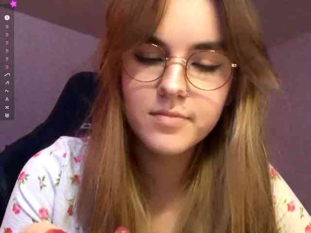 CandyJoly webcam