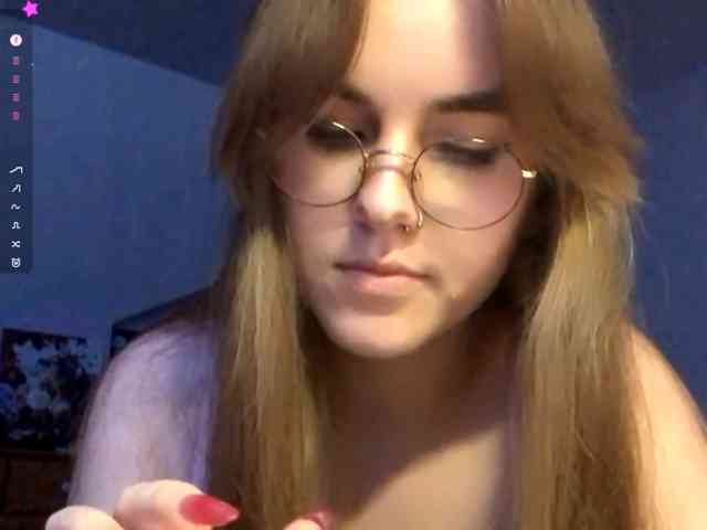 CandyJoly webcam
