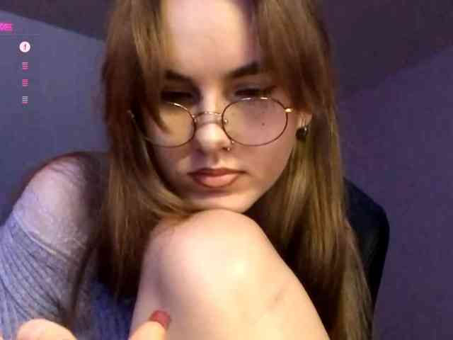 CandyJoly webcam