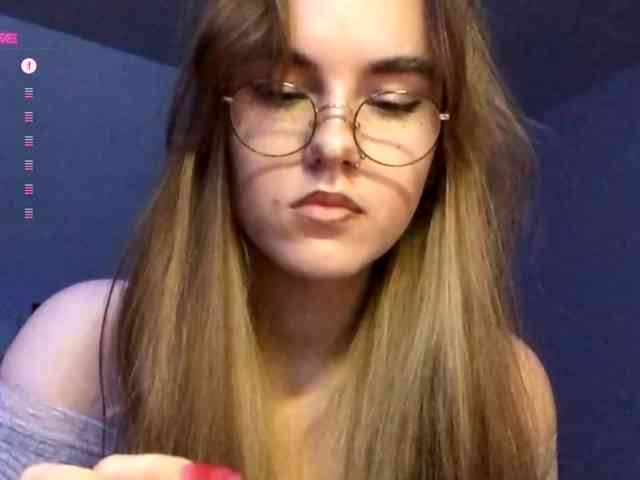 CandyJoly webcam