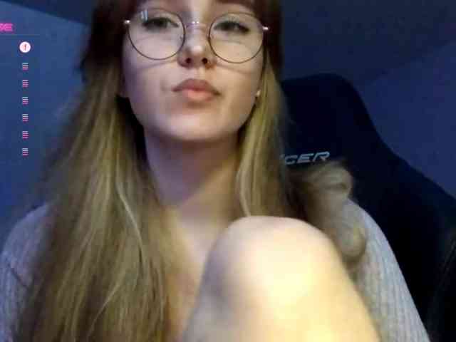 CandyJoly webcam
