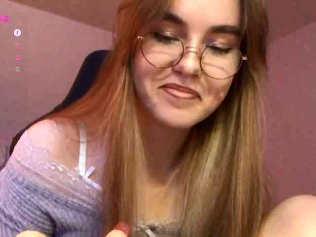 CandyJoly webcam