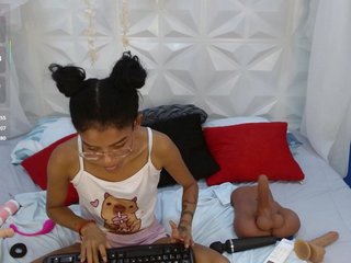 adissonpetite Porn Show