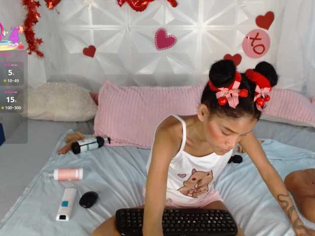 adissonpetite free chat on liveonude