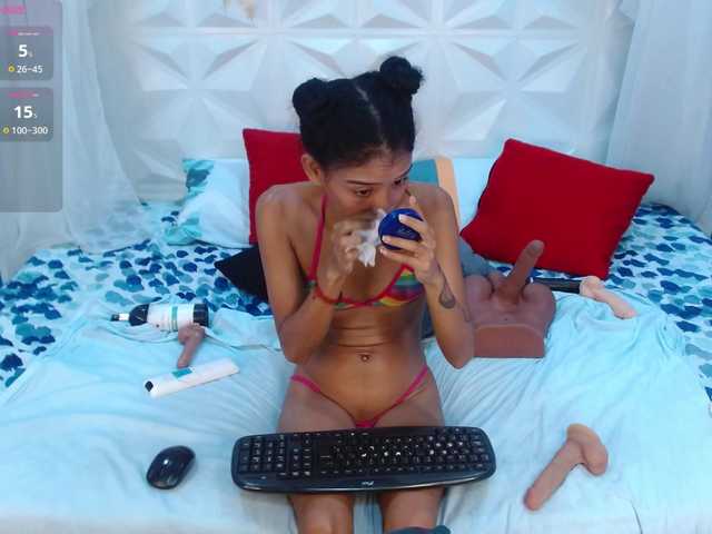 adissonpetite's BongaCams show and profile