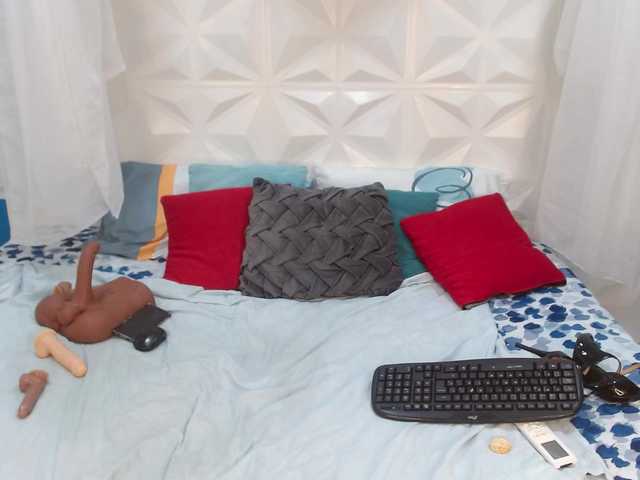 adissonpetite from BongaCams