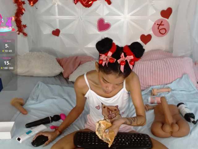 adissonpetite free chat on liveonude