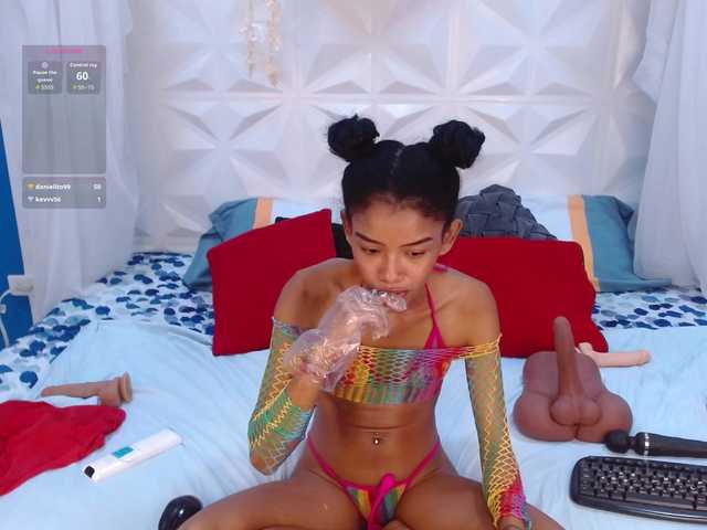 adissonpetite's BongaCams show and profile