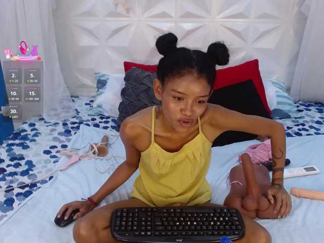 adissonpetite's BongaCams show and profile