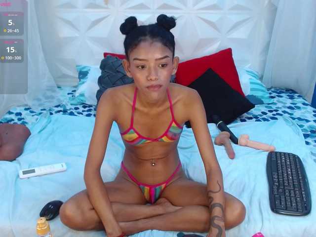 adissonpetite's BongaCams show and profile