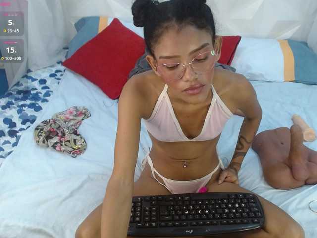 adissonpetite's BongaCams show and profile
