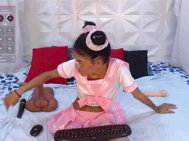 adissonpetite webcam