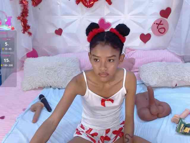 adissonpetite webcam