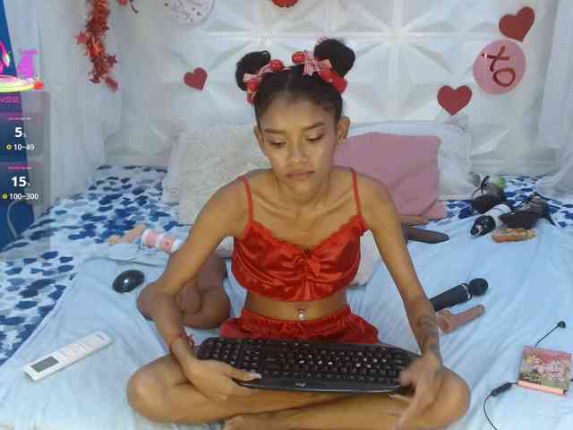 adissonpetite webcam