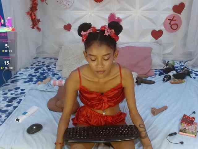 adissonpetite webcam