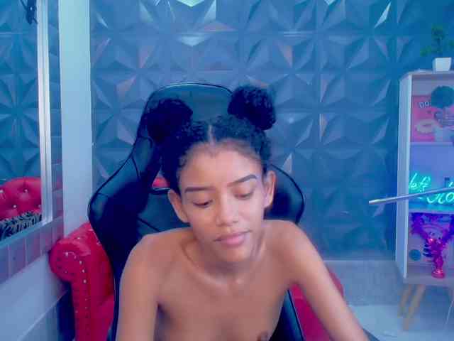 adissonpetite adissonpetite