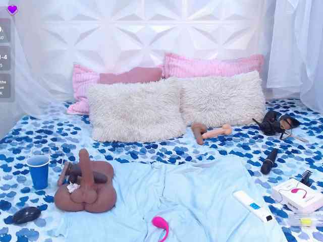 adissonpetite webcam