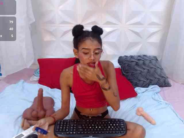 adissonpetite webcam