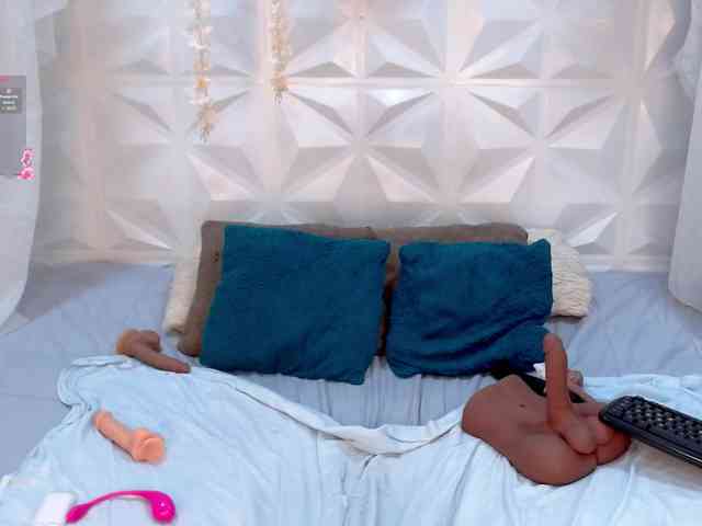 adissonpetite webcam