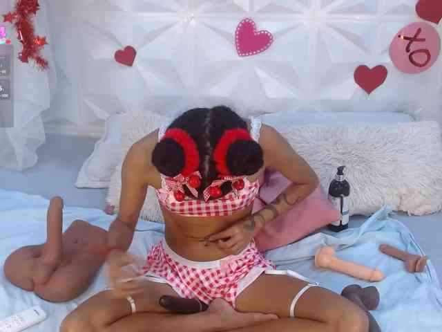 adissonpetite webcam