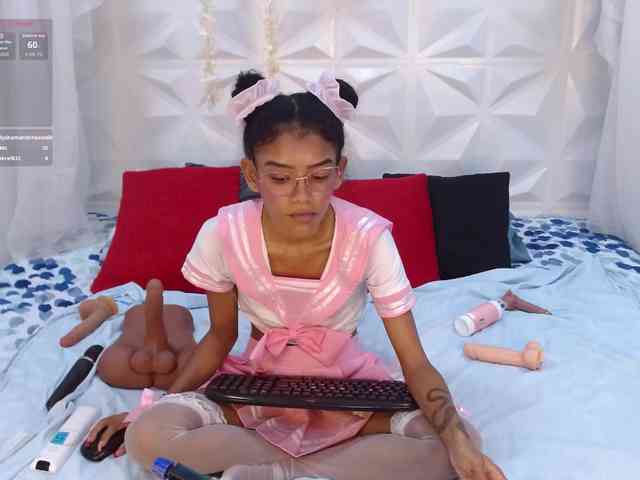 adissonpetite webcam