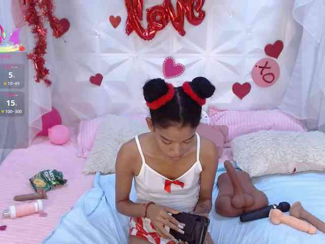 adissonpetite webcam