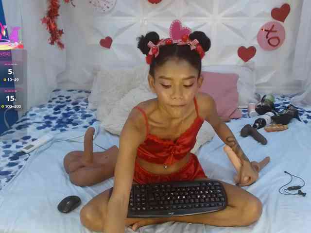 adissonpetite webcam